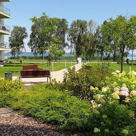 Lelle Resort B21 Balatonlelle Buitenkant foto